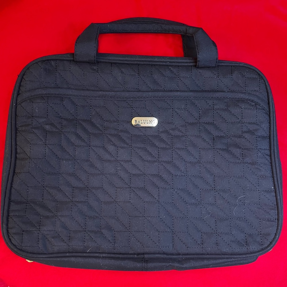 Women’s Hanging Travel Bag